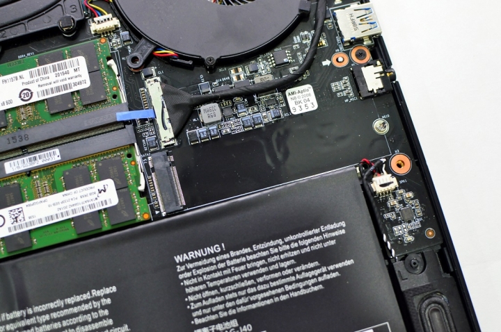 GIGABYTE Aero 14，電競，商務結合於一身的遊戲商務機