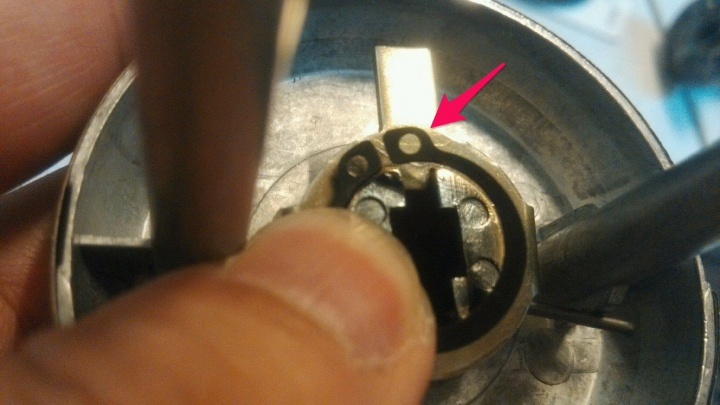 DIY 治水平門鎖 不舉 ~ 彈簧更換