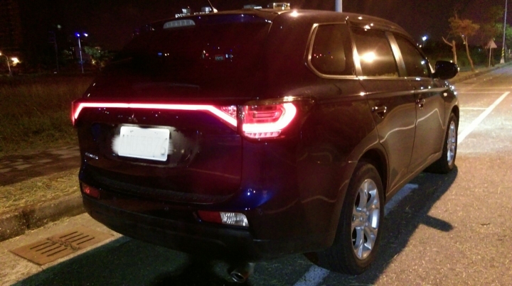 OUTLANDER LED頭燈