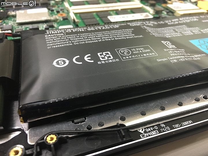 GIGABYTE 電池問題 大家貼照片可以蓋幾樓