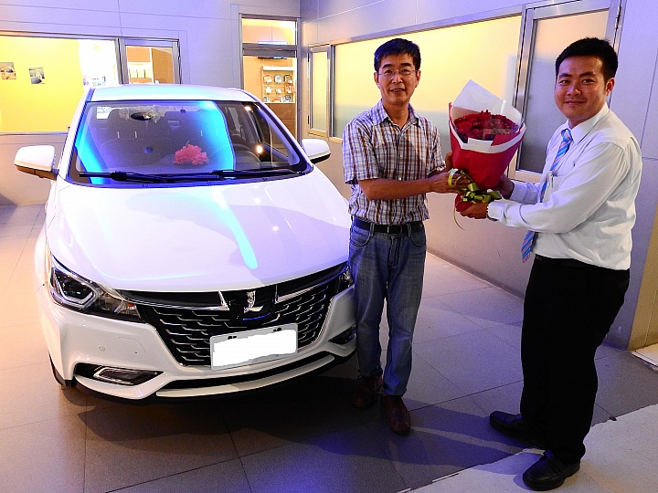 第一台Luxgen S3開箱文