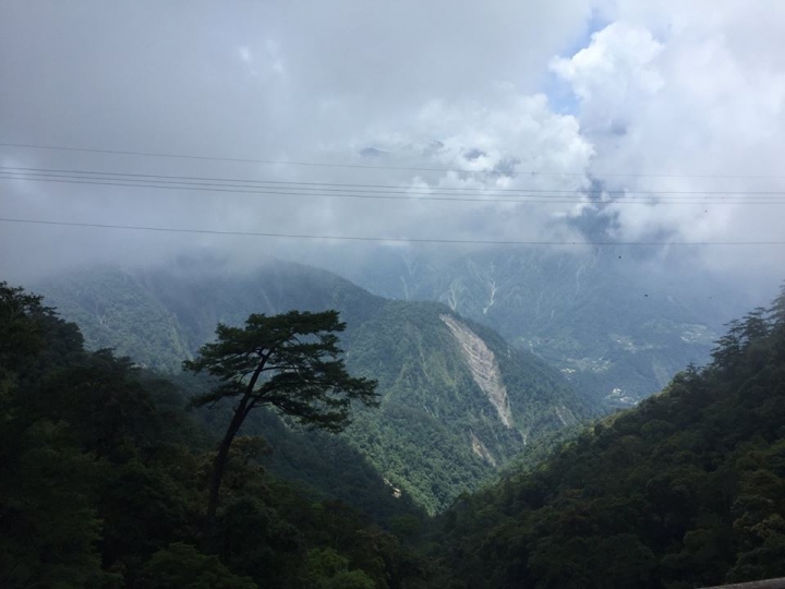 1050620 HHE車隊女王團勇闖大雪山