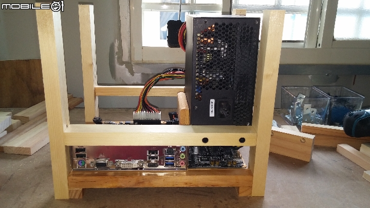 胡搞瞎搞 東拼西湊 DIY 木頭機殼 更新：6/29補上電源開關