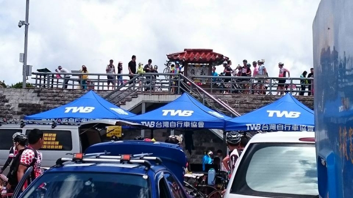 粉嶺族～來去花蓮住一晚，跟著車隊去東進