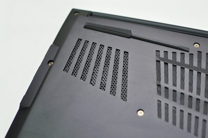 GIGABYTE Aero 14，電競，商務結合於一身的遊戲商務機