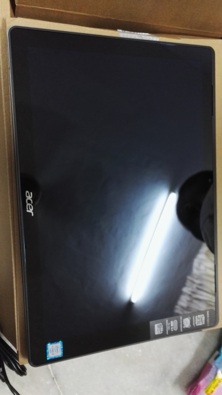 Acer Switch Alpha 12開箱（多圖慎入）