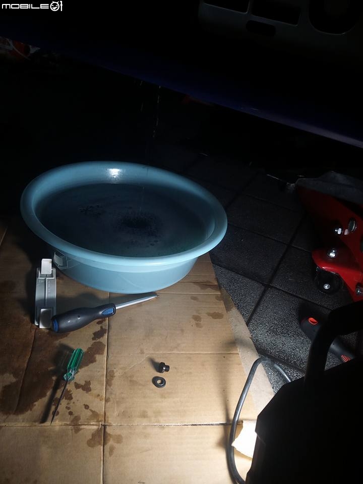DIY的樂趣無窮~WRX換機油，換水精，換剎車油，換離合器分泵油，清節汽門