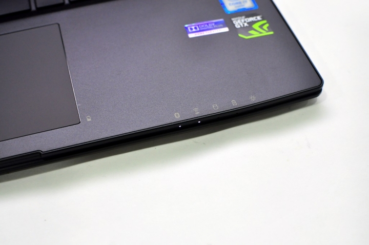 GIGABYTE Aero 14，電競，商務結合於一身的遊戲商務機