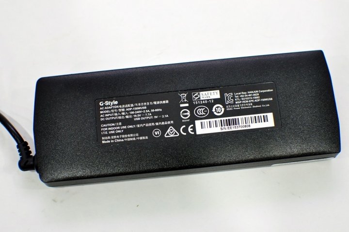 GIGABYTE Aero 14，電競，商務結合於一身的遊戲商務機