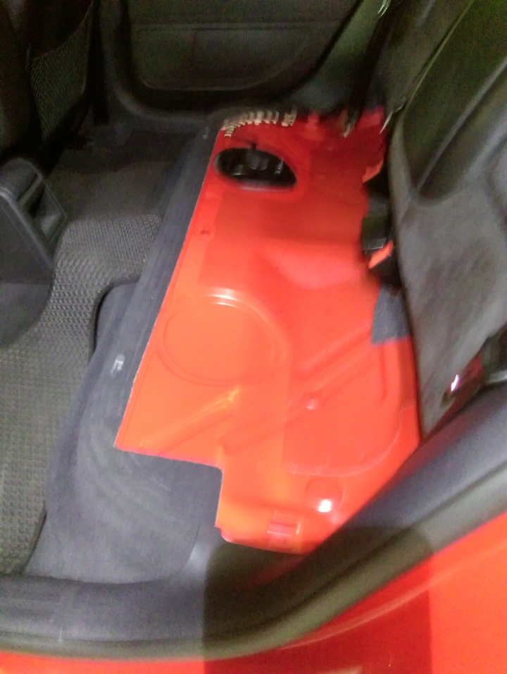 Fuel pump Control module DIY 更換