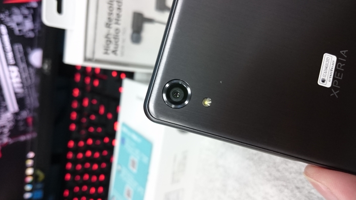 Xperia X Performance 石墨黑