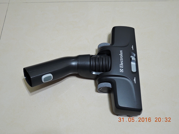 伊萊克斯 ultraone mini 藍寶精靈吸塵器不專業開箱