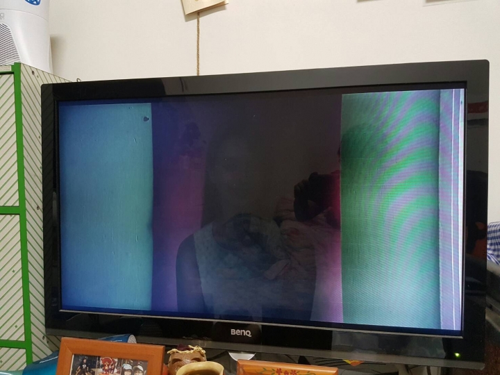 BENQ-E37-5500 畫面怪怪的,有修的必要嗎?