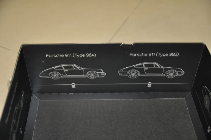 [ LEGO Technic ]  Porsche 911 GT3 RS 開箱