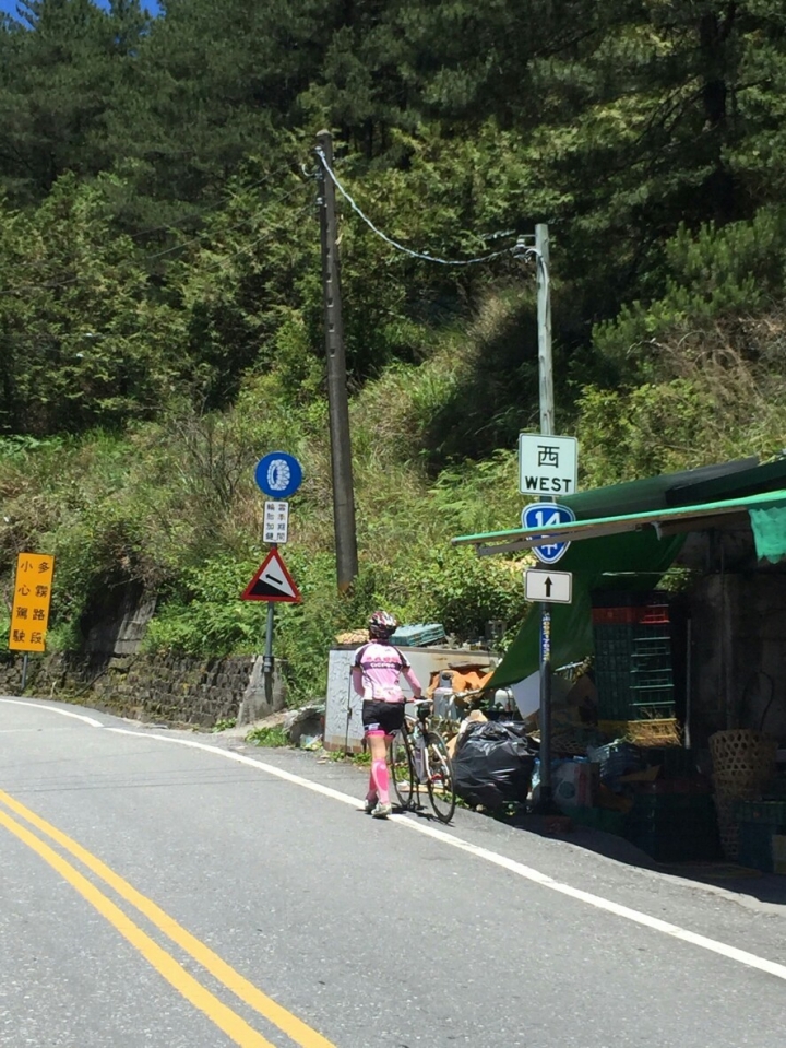 粉嶺族～來去花蓮住一晚，跟著車隊去東進