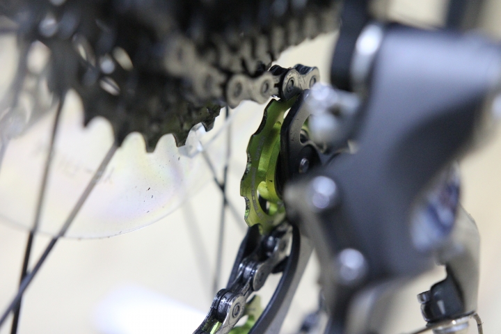 【軟腳貓測試】GIANT Defy adv 1 + CeramicSpeed 培林