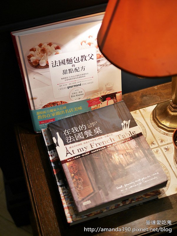 【台南美食】安平區 瑪莉洋房 Marie's House ● 外脆內軟德國豬腳 ● 鮑魚奶油蠔燉飯 ● 小布丁3歲慶生大餐！❤❤