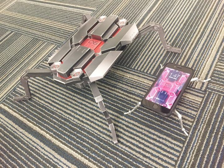 [分享] 崩潰複雜的紙模型機械腳設計製作