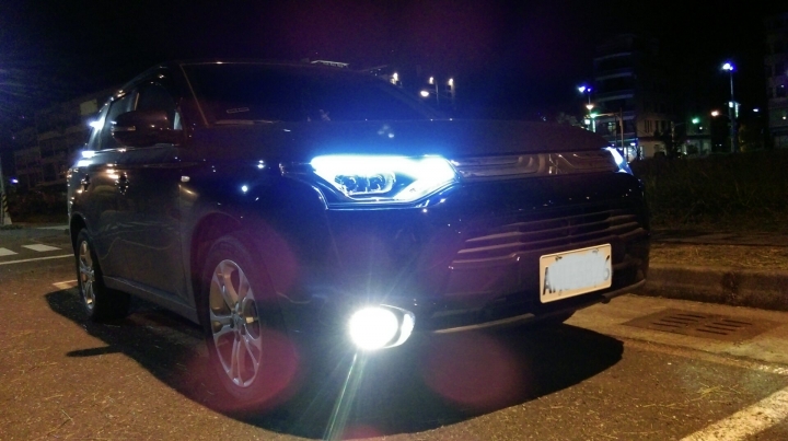 OUTLANDER LED頭燈