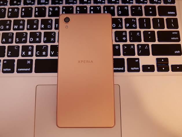 [開箱] Sony Xperia X玫瑰金 中價位旗艦享受