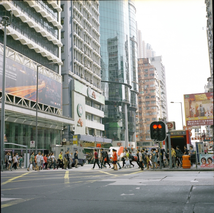 大家好，初來之第一貼(Bronica S2)