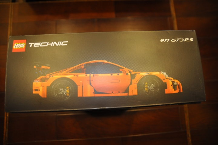 [ LEGO Technic ]  Porsche 911 GT3 RS 開箱
