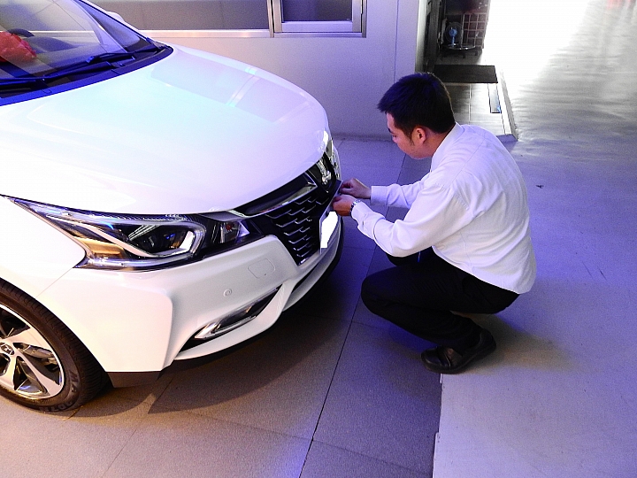 第一台Luxgen S3開箱文