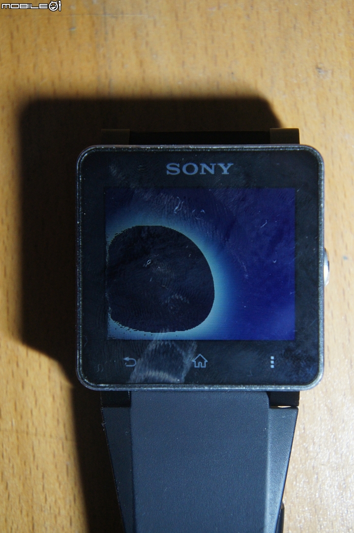 Sony Smartwatch 2進水了，還值得修嗎??