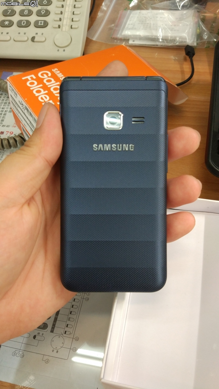 摺疊智慧機Samsung Galaxy Folder 2015年式