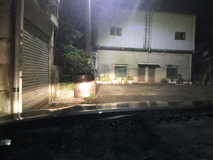 X-trail 6月交車之六安美車，加映更換大燈燈泡