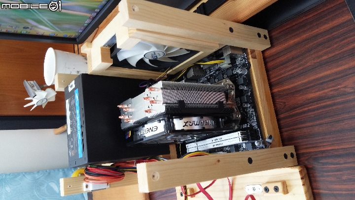 胡搞瞎搞 東拼西湊 DIY 木頭機殼 更新：6/29補上電源開關