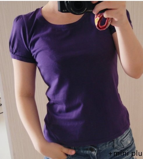 你們會喜歡穿素面T shirt嗎?