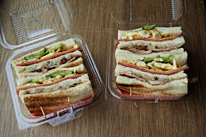 【ㄍㄧㄥ夯碳烤吐司】豐富夾料早餐