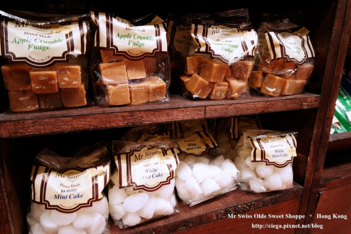 【香港│中環小店】Mr Simms Olde Sweet Shoppe✈傳統英式氛圍百年糖果店│英國在地直送巧克力，香港版的Honeydukes│不管大人小孩都喜歡，不能錯過獨特伴手禮