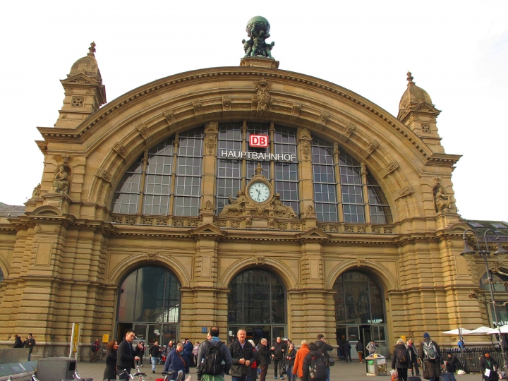 【Frankfurt．走跳】一個人旅行_與法蘭克福的短暫相遇