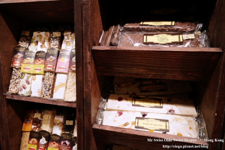 【香港│中環小店】Mr Simms Olde Sweet Shoppe✈傳統英式氛圍百年糖果店│英國在地直送巧克力，香港版的Honeydukes│不管大人小孩都喜歡，不能錯過獨特伴手禮