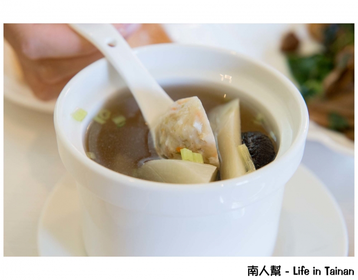 【台南南區-美食】顛覆傳統素食的新蔬食~~天心岩蔬食