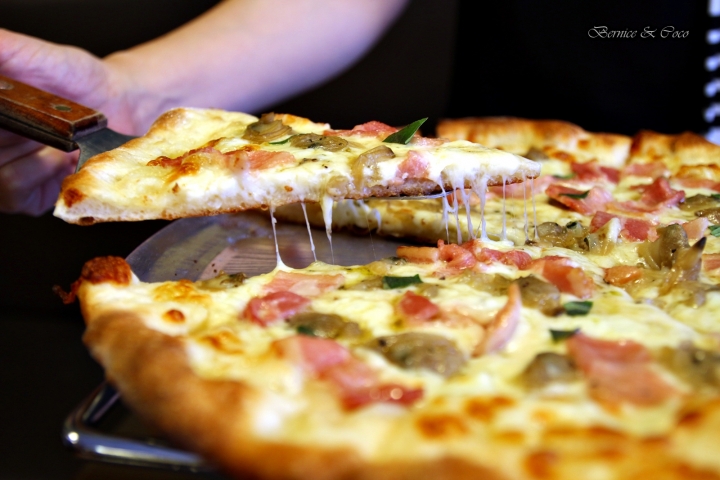 Big Boyz Pizza南京復興美式披薩、擁有多項證照的披薩師(捷運南京復興站)
