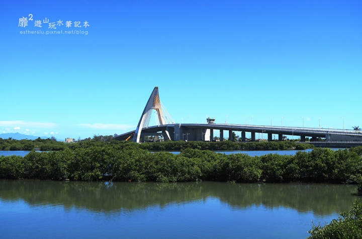 屏東~東港黑鮪魚季 崁頂公園賞蓮 華僑市場吃黑鮪魚 東隆宮 大鵬灣國家風景區 鵬灣跨海大橋