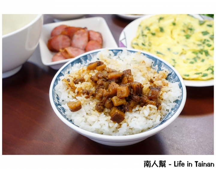【台南南區-美食】龍膽石斑魚湯│鱸魚湯│肉燥飯│深海魚套餐 ~~ 文南森深海鮮魚湯
