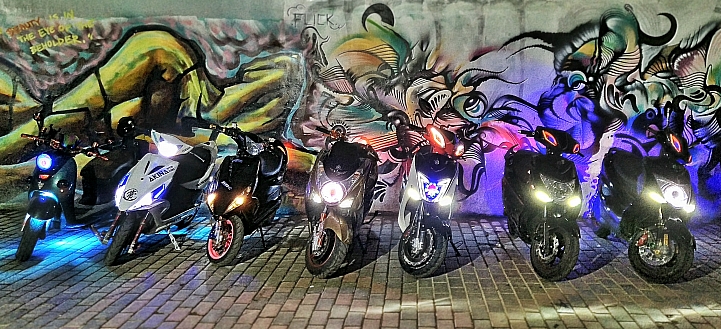 分享一下在中國深圳玩電動車 (首篇更新視頻）