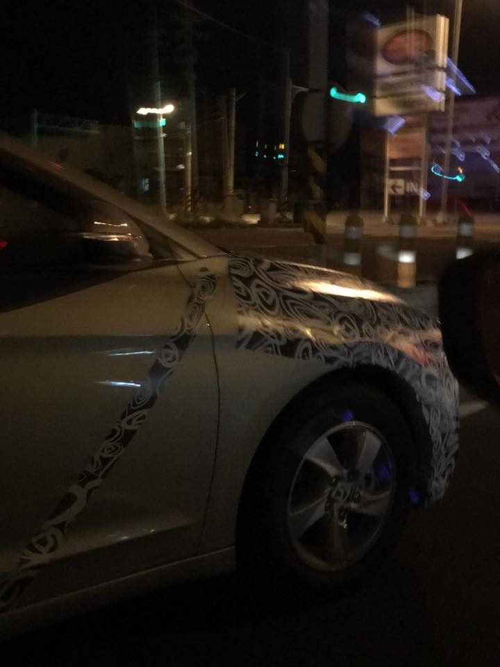 All New Elantra(偽裝照)看來快上市了!
