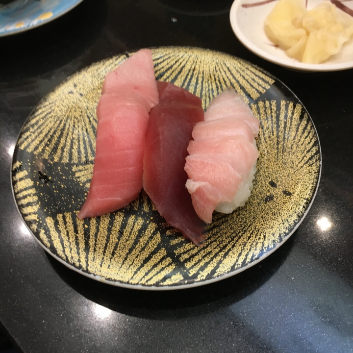 [美食●食記] 上野 三浦三崎港迴轉壽司 期待與龍五互望的小弟小推薦
