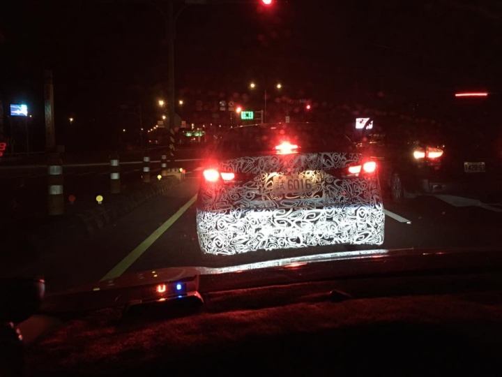 All New Elantra(偽裝照)看來快上市了!