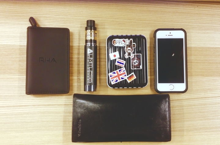 『開箱』RHA T20i 來自英國 ! SOUND.ENGINEERED.