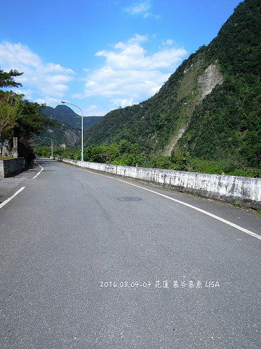 [走跳] 花蓮四天三夜小旅行 - 慕谷慕魚生態迴廊，青翠的藍綠色仙境，全程步行入山（2016）