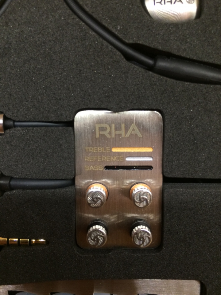 『開箱』RHA T20i 來自英國 ! SOUND.ENGINEERED.