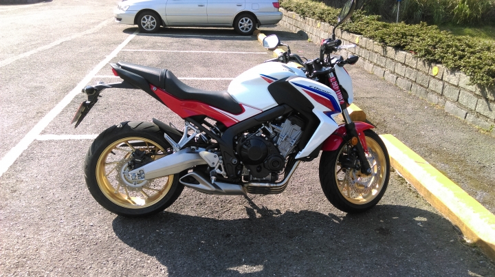 (開箱)2016 6月出廠 HONDA CB650F 交車開箱-出遊更新