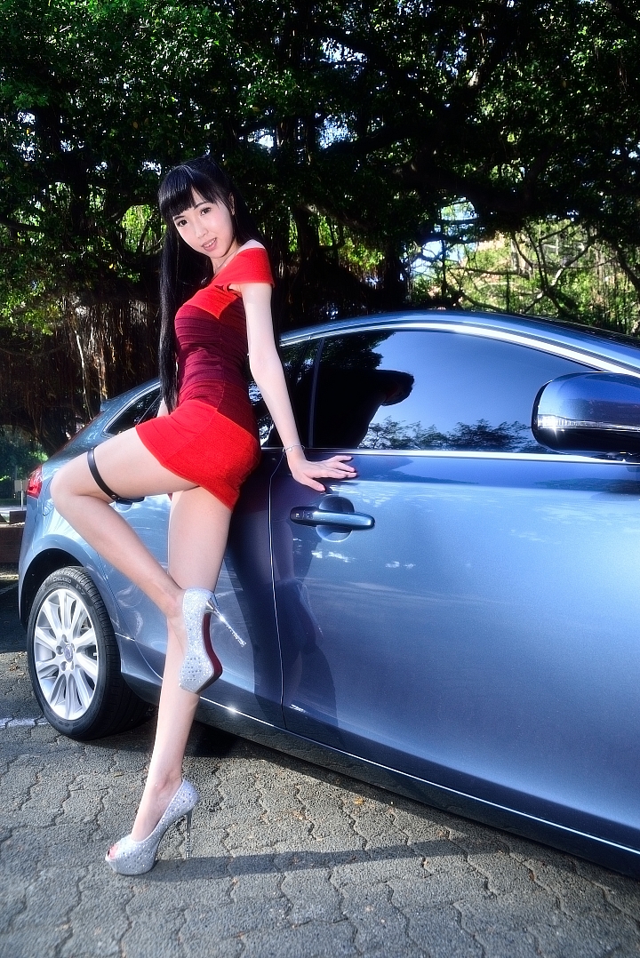 2014 V40 T4與小瑜午後的邂逅