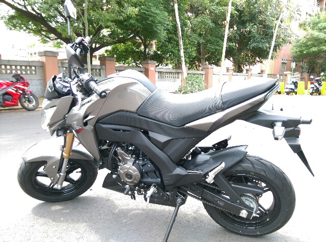 街頭小霸王 Kawadaki Z125 pro 微開箱